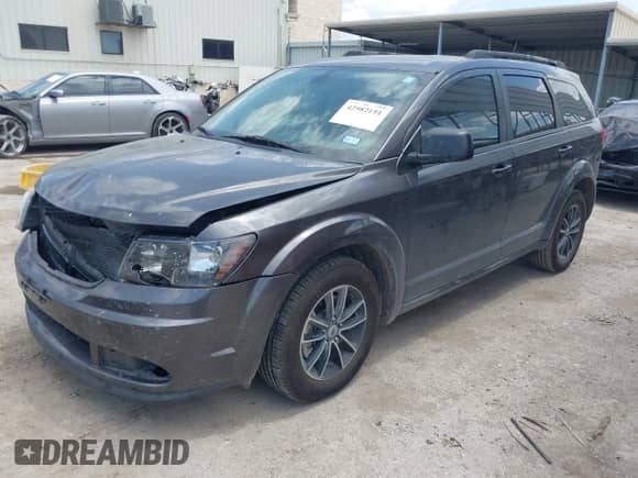 2018 Dodge Journey SE with VIN 3C4PDCAB2JT447552, listed as a IAAI auction lot 42982191 with 75,862 mi miles and . Bid and sale history available at DreamBid. Image 17.