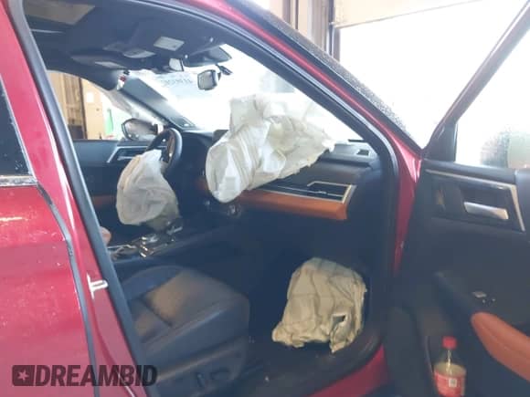 2023 Mitsubishi Outlander SEL z VIN JA4J4VA86PZ007318, wystawiony jako IAAI lot #41393202 z przebiegiem 18 116 mil mil oraz . Historia ofert i sprzedaży dostępna na DreamBid. Obrazek 5.