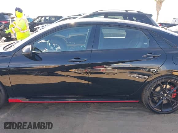 2025 Hyundai Elantra с VIN KMHLW4DKXSU032587, выставлен на аукционе IAAI как лот 43100340 с пробегом 675 миль миль и . История ставок и продаж доступна на DreamBid. Изображение 15.