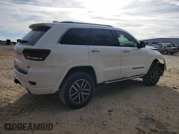2016 Jeep Grand Cherokee High Altitude with VIN 1C4RJECG7GC382479, listed as a Copart auction lot 80772364 with 132,276 mi miles and Salvage title. Bid and sale history available at DreamBid. Image 3.