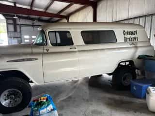 1957 Chevrolet Suburban с VIN 1957CHEVSUB109, выставлен на аукционе Copart как лот 81336315 с пробегом 43 824 миль миль и Чистый • Clean title. История ставок и продаж доступна на DreamBid. Изображение 4.