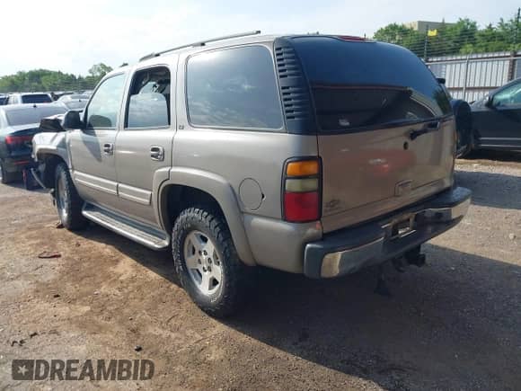 2004 Chevrolet Tahoe LT с VIN 1GNEC13Z34R294550, выставлен на аукционе IAAI как лот 42330212 с пробегом 298 283 миль миль и . История ставок и продаж доступна на DreamBid. Изображение 3.
