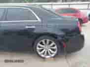 2019 Chrysler 300 Limited с VIN 2C3CCAEG1KH555817, выставлен на аукционе IAAI как лот 42795841 с пробегом 69 534 миль миль и . История ставок и продаж доступна на DreamBid. Изображение 20.