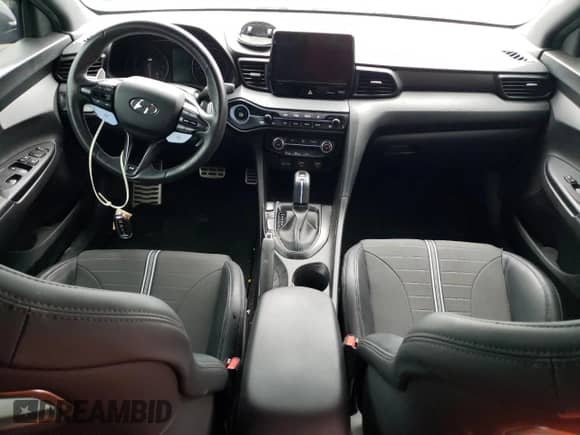 2022 Hyundai Veloster с VIN KMHT36AH5NU011924, выставлен на аукционе Copart как лот 75760513 с пробегом 34 888 миль миль и Списание • Salvage title. История ставок и продаж доступна на DreamBid. Изображение 8.