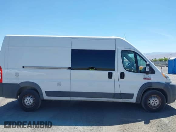 2018 Ram ProMaster Cargo with VIN 3C6URVHG3JE116329, listed as a IAAI auction lot 42331735 with 161,377 mi miles and . Bid and sale history available at DreamBid. Image 13.
