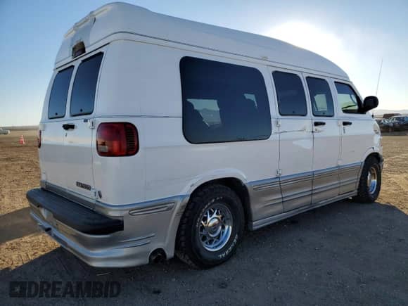 2001 Dodge Cargo Conversion with VIN 2B6HB11Y51K558664, listed as a Copart auction lot 88416195 with 132,585 mi miles and Salvage title. Bid and sale history available at DreamBid. Image 3.
