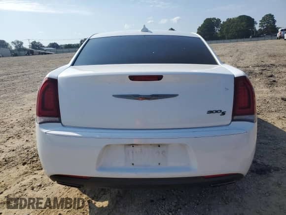 2017 Chrysler 300 S с VIN 2C3CCABG7HH577091, выставлен на аукционе Copart как лот 67063665 с пробегом 97 509 миль миль и Чистый • Clean title. История ставок и продаж доступна на DreamBid. Изображение 6.