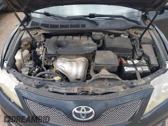 2011 Toyota Camry LE z VIN 4T1BF3EK1BU676158, wystawiony jako IAAI lot #43277777 z przebiegiem 210 376 mil mil oraz . Historia ofert i sprzedaży dostępna na DreamBid. Obrazek 10.