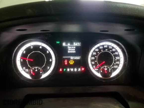 2023 Ram 1500 Tradesman z VIN 1C6RR7FT2PS537210, wystawiony jako Copart lot #56388985 z przebiegiem 62 140 mil mil oraz Czysty tytuł • Clean title. Historia ofert i sprzedaży dostępna na DreamBid. Obrazek 9.