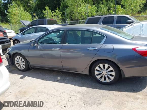 2013 Honda Accord EX-L z VIN 1HGCR2F84DA168611, wystawiony jako IAAI lot #42801977 z przebiegiem 110 943 mil mil oraz . Historia ofert i sprzedaży dostępna na DreamBid. Obrazek 14.