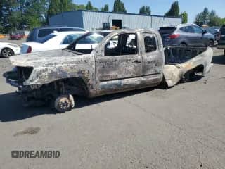 2014 Toyota Tacoma с VIN 5TFUU4EN4EX085067, выставлен на аукционе Copart как лот 62264825 с пробегом Не указан миль и Списание • Salvage title. История ставок и продаж доступна на DreamBid. Изображение 1.