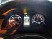 2017 Toyota Camry Hybrid LE z VIN 4T1BD1FK8HU214858, wystawiony jako Copart lot #81819275 z przebiegiem 242 434 mil mil oraz Szkoda całkowita • Salvage title. Historia ofert i sprzedaży dostępna na DreamBid. Obrazek 9.