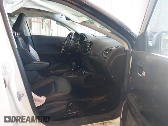 2021 Jeep Compass Limited with VIN 3C4NJDCB0MT569236, listed as a IAAI auction lot 43258599 with 133,133 mi miles and . Bid and sale history available at DreamBid. Image 5.