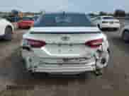 2018 Toyota Camry XSE z VIN 4T1B61HKXJU126522, wystawiony jako Copart lot #81498745 z przebiegiem 254 334 mil mil oraz Szkoda całkowita • Salvage title. Historia ofert i sprzedaży dostępna na DreamBid. Obrazek 6.