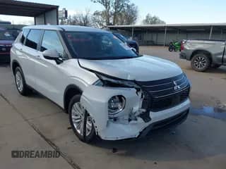 2024 Mitsubishi Outlander ES with VIN JA4J3UA85RZ004684, listed as a IAAI auction lot 41289047 with 18,819 mi miles and . Bid and sale history available at DreamBid. Image 1.