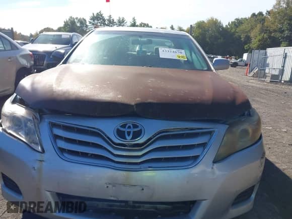 2010 Toyota Camry z VIN 4T1BF3EK4AU020969, wystawiony jako IAAI lot #43324670 z przebiegiem 272 629 mil mil oraz . Historia ofert i sprzedaży dostępna na DreamBid. Obrazek 12.