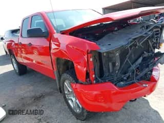 2017 Chevrolet Silverado 1500 Custom с VIN 1GCVKPEC1HZ264539, выставлен на аукционе IAAI как лот 42382225 с пробегом 125 485 миль миль и . История ставок и продаж доступна на DreamBid. Изображение 1.