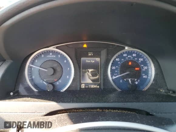 2016 Toyota Camry XLE with VIN 4T1BF1FK9GU164853, listed as a Copart auction lot 69466875 with 118,044 mi miles and Salvage title. Bid and sale history available at DreamBid. Image 9.