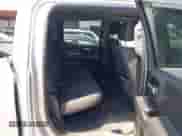 2022 Chevrolet Silverado 1500 Custom z VIN 1GCPWBEK0NZ221605, wystawiony jako IAAI lot #42492573 z przebiegiem 46 916 mil mil oraz . Historia ofert i sprzedaży dostępna na DreamBid. Obrazek 8.