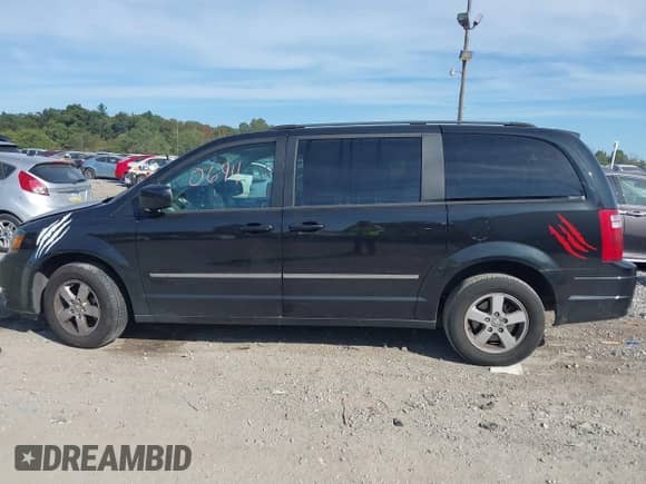 2010 Dodge Grand Caravan SXT с VIN 2D4RN5DX6AR145759, выставлен на аукционе IAAI как лот 43370694 с пробегом 171 260 миль миль и . История ставок и продаж доступна на DreamBid. Изображение 14.