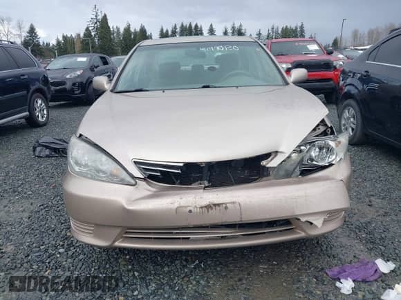 2005 Toyota Camry LE с VIN 4T1BF32K15U594407, выставлен на аукционе IAAI как лот 41490130 с пробегом 117 389 миль миль и . История ставок и продаж доступна на DreamBid. Изображение 12.