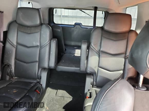 2017 Cadillac Escalade Luxury z VIN 1GYS4BKJ1HR153910, wystawiony jako Copart lot #62933895 z przebiegiem Nie podano mil oraz Szkoda całkowita • Salvage title. Historia ofert i sprzedaży dostępna na DreamBid. Obrazek 10.