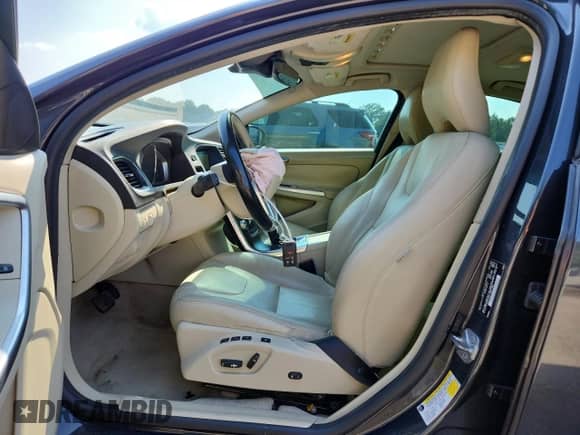 2015 Volvo S60 T5 Drive-E Premier with VIN YV140MFK7F1346612, listed as a Copart auction lot 80946095 with 130,344 mi miles and Salvage title. Bid and sale history available at DreamBid. Image 7.