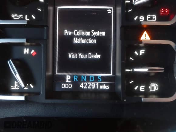 2019 Toyota Tundra SR5 с VIN 5TFAY5F17KX845478, выставлен на аукционе IAAI как лот 41155651 с пробегом 42 291 миль миль и . История ставок и продаж доступна на DreamBid. Изображение 16.