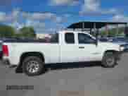 2007 GMC Sierra 1500 Work Truck with VIN 1GTEK19C77Z631448, listed as a IAAI auction lot 42100668 with 272,317 mi miles and . Bid and sale history available at DreamBid. Image 13.