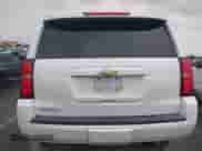 2018 Chevrolet Tahoe LT z VIN 1GNSKBKC7JR351112, wystawiony jako IAAI lot #41732631 z przebiegiem 103 771 mil mil oraz . Historia ofert i sprzedaży dostępna na DreamBid. Obrazek 16.