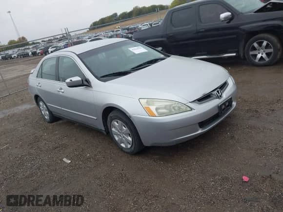 2004 Honda Accord LX z VIN 3HGCM56304G706114, wystawiony jako IAAI lot #43564218 z przebiegiem 259 393 mil mil oraz . Historia ofert i sprzedaży dostępna na DreamBid. Obrazek 1.