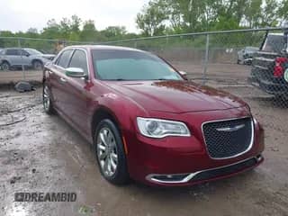 2018 Chrysler 300 Limited z VIN 2C3CCAKG7JH160477, wystawiony jako IAAI lot #42291777 z przebiegiem 155 904 mil mil oraz . Historia ofert i sprzedaży dostępna na DreamBid. Obrazek 1.