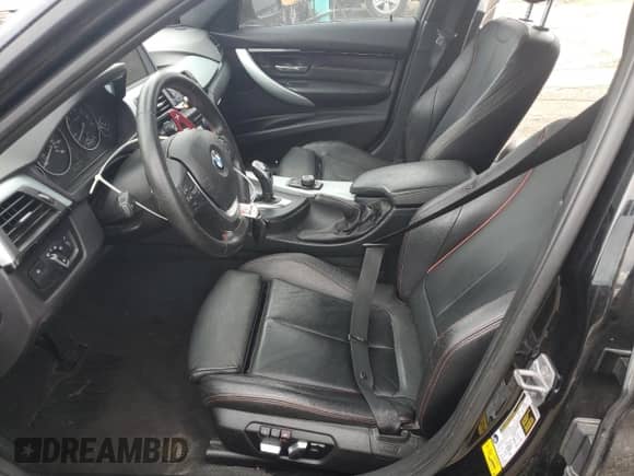 2016 BMW 3 Series 328i с VIN WBA8E9G50GNU29191, выставлен на аукционе Copart как лот 84255935 с пробегом 101 688 миль миль и Списание • Salvage title. История ставок и продаж доступна на DreamBid. Изображение 7.