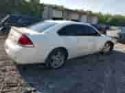 2006 Chevrolet Impala SS z VIN 2G1WD58C769220186, wystawiony jako Copart lot #62387065 z przebiegiem 133 633 mil mil oraz Szkoda całkowita • Salvage title. Historia ofert i sprzedaży dostępna na DreamBid. Obrazek 3.