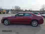 2017 Chrysler 300 C с VIN 2C3CCAKG1HH647930, выставлен на аукционе IAAI как лот 41902096 с пробегом 79 565 миль миль и . История ставок и продаж доступна на DreamBid. Изображение 14.