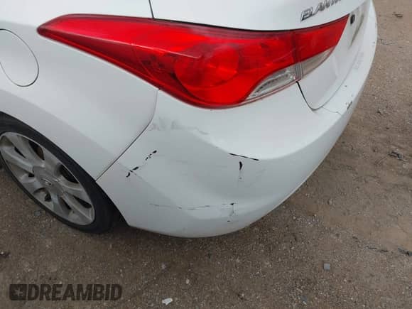 2011 Hyundai Elantra GLS z VIN 5NPDH4AEXBH033458, wystawiony jako IAAI lot #42816910 z przebiegiem 211 524 mil mil oraz . Historia ofert i sprzedaży dostępna na DreamBid. Obrazek 6.