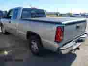 2004 Chevrolet Silverado 1500 LS с VIN 2GCEC19TX41341593, выставлен на аукционе IAAI как лот 42887375 с пробегом 236 076 миль миль и . История ставок и продаж доступна на DreamBid. Изображение 3.