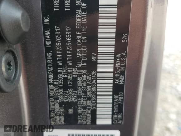 2022 Toyota Sienna XLE z VIN 5TDYSKFC8NS041426, wystawiony jako Copart lot #68345645 z przebiegiem Nie podano mil oraz Nie do naprawy • Non repairable. Historia ofert i sprzedaży dostępna na DreamBid. Obrazek 13.