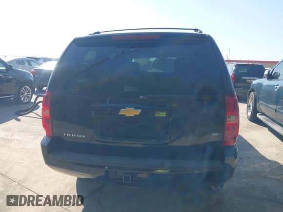 2013 Chevrolet Tahoe LT с VIN 1GNSCBE06DR294310, выставлен на аукционе IAAI как лот 43206896 с пробегом 183 993 миль миль и . История ставок и продаж доступна на DreamBid. Изображение 16.