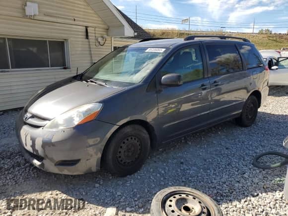 2009 Toyota Sienna LE с VIN 5TDZK23C19S236508, выставлен на аукционе Copart как лот 86336065 с пробегом 200 338 миль миль и Чистый • Clean title. История ставок и продаж доступна на DreamBid. Изображение 1.