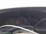 2003 Ford Econoline Cargo z VIN 1FTNE24243HB24311, wystawiony jako IAAI lot #41404876 z przebiegiem 255 973 mil mil oraz . Historia ofert i sprzedaży dostępna na DreamBid. Obrazek 7.