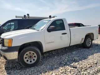 2008 GMC Sierra 1500 Work Truck z VIN 1GTEC14C98Z116733, wystawiony jako Copart lot #66705055 z przebiegiem 442 688 mil mil oraz Czysty tytuł • Clean title. Historia ofert i sprzedaży dostępna na DreamBid. Obrazek 1.