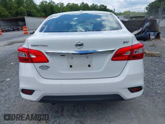 2017 Nissan Sentra SR с VIN 3N1AB7AP8HY331089, выставлен на аукционе IAAI как лот 42841033 с пробегом 107 817 миль миль и . История ставок и продаж доступна на DreamBid. Изображение 16.