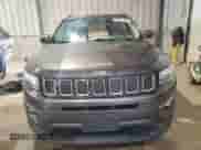 2019 Jeep Compass Latitude z VIN 3C4NJDBB7KT741180, wystawiony jako Copart lot #86051805 z przebiegiem 67 017 mil mil oraz Szkoda całkowita • Salvage title. Historia ofert i sprzedaży dostępna na DreamBid. Obrazek 5.