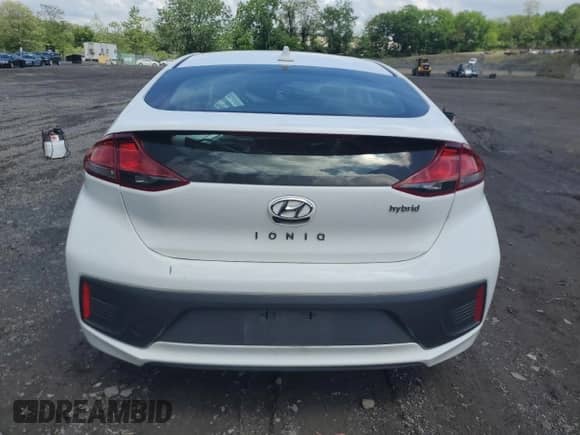 2022 Hyundai Ioniq SE с VIN KMHC75LC9NU276149, выставлен на аукционе Copart как лот 57220835 с пробегом 51 599 миль миль и Списание • Salvage title. История ставок и продаж доступна на DreamBid. Изображение 6.