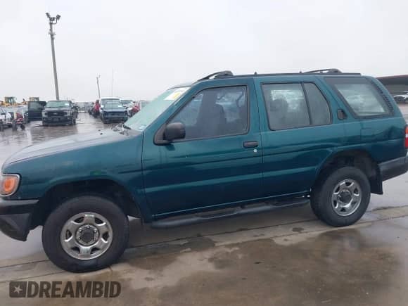 1997 Nissan Pathfinder XE with VIN JN8AR05SXVW126105, listed as a IAAI auction lot 41655140 with 132,229 mi miles and . Bid and sale history available at DreamBid. Image 15.