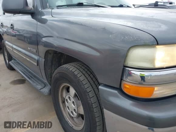 2000 Chevrolet Tahoe LS z VIN 1GNEC13T9YJ111037, wystawiony jako IAAI lot #42055433 z przebiegiem 248 812 mil mil oraz . Historia ofert i sprzedaży dostępna na DreamBid. Obrazek 18.