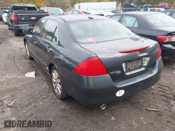 2007 Honda Accord EX-L with VIN 1HGCM66527A031599, listed as a IAAI auction lot 43468144 with 183,392 mi miles and . Bid and sale history available at DreamBid. Image 3.
