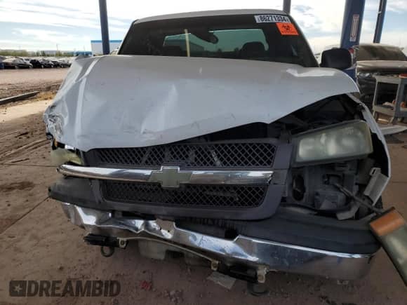 2003 Chevrolet Silverado 1500 LS z VIN 1GCEC19T93E118247, wystawiony jako Copart lot #86271334 z przebiegiem 266 630 mil mil oraz Szkoda całkowita • Salvage title. Historia ofert i sprzedaży dostępna na DreamBid. Obrazek 5.