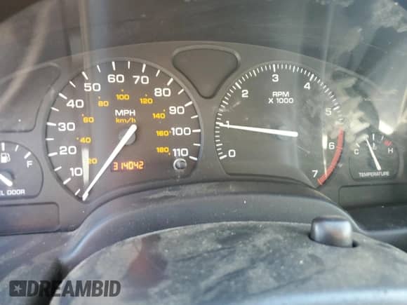 2002 Saturn SC with VIN 1G8ZP12822Z213701, listed as a Copart auction lot 68929934 with 314,042 mi miles and Salvage title. Bid and sale history available at DreamBid. Image 9.
